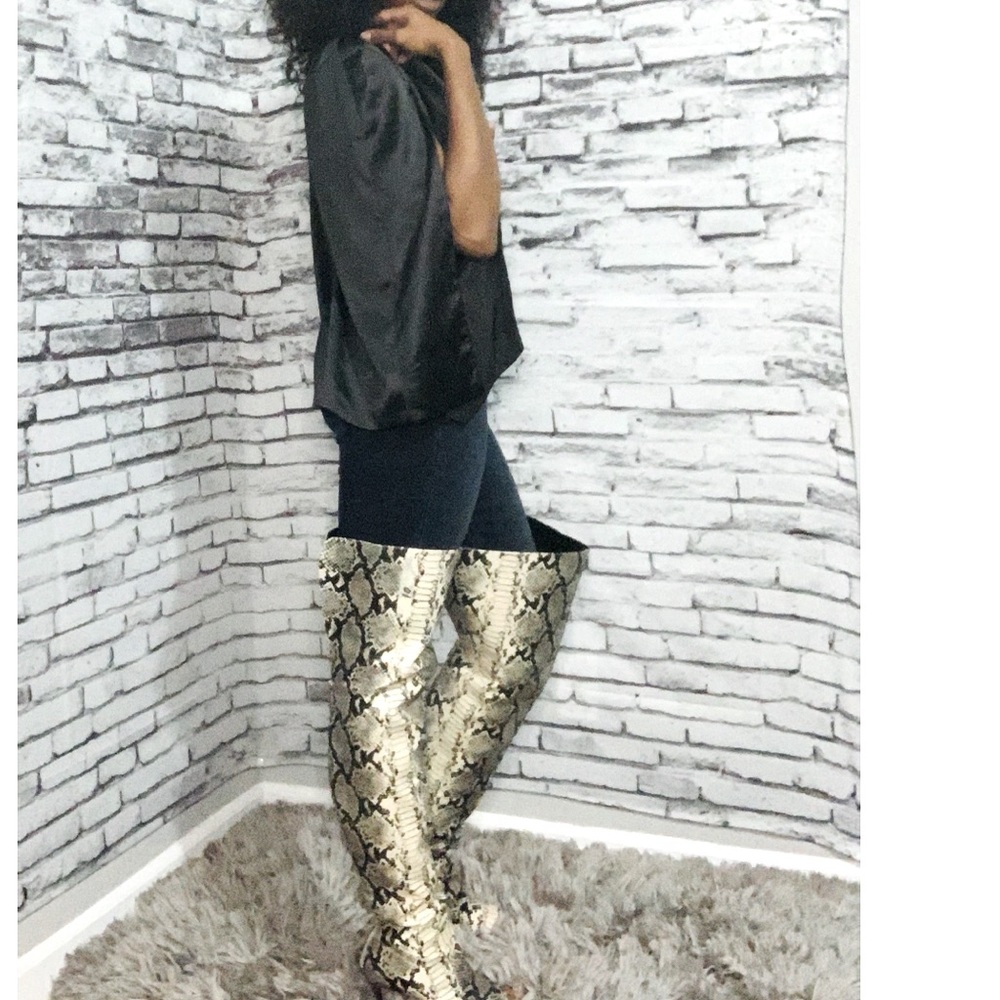 Cadiz Caped Blazer!